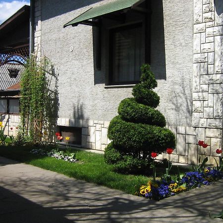 Domacinstvo Opavski Backi Petrovac Zewnętrze zdjęcie