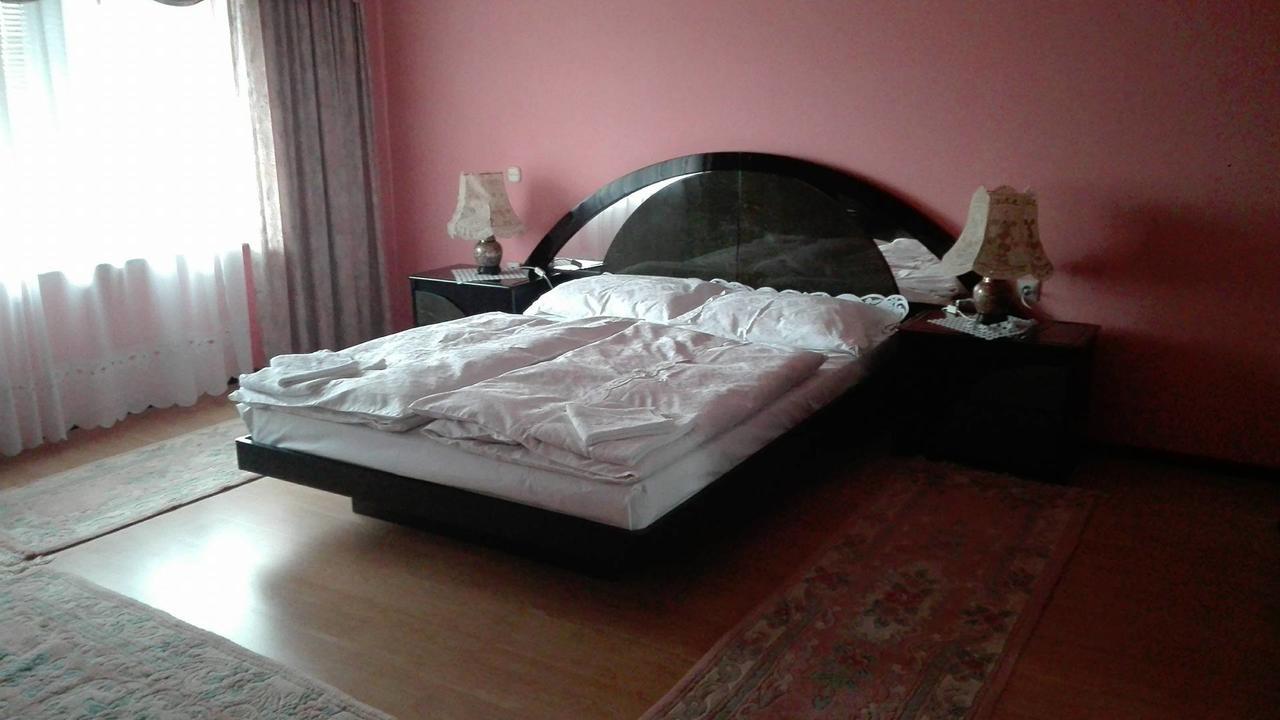 Domacinstvo Opavski Backi Petrovac Zewnętrze zdjęcie